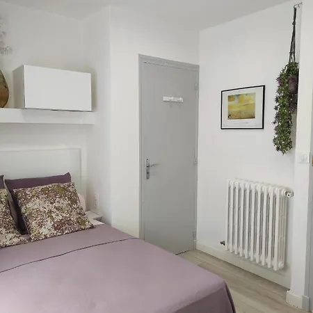 Accueillante à 2 Mn Du Centre Séjour chez l'habitant *