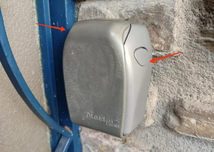 Accueillante A 2 Mn Du Centre Homestay